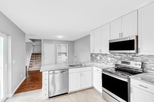 43 Essex Ct, Royal Palm Beach, FL 33411, Sold 08/27/20