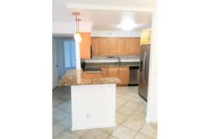 1000 Spanish River Rd #2o, Boca Raton, FL 33432, Sold 11/27/20