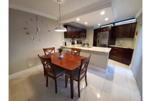 3904 Victoria Dr, West Palm Beach, FL 33406, Sold 09/15/20