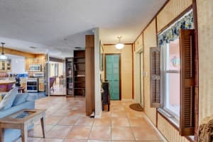 2042 Bonnie St, Boca Raton, FL 33486, Sold 09/15/20