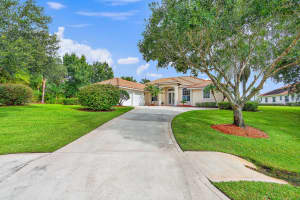 4832 SW Lake Grove Cir, Palm City, FL 34990, Sold 09/25/20