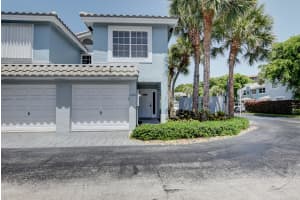 1056 Jeffery St, Boca Raton, FL 33487, Sold 11/03/20
