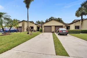 104 Village Walk Dr, Royal Palm Beach, FL 33411, Sold 10/14/20