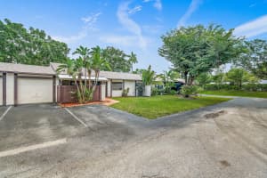 24 Horicon Ct, Royal Palm Beach, FL 33411, Sold 11/09/20