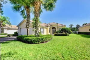 8165 Laborie Ln, Wellington, FL 33414, Sold 10/14/20
