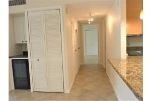 1000 Spanish River Rd #2f, Boca Raton, FL 33432, Sold 11/05/20