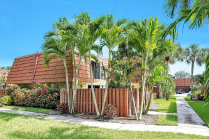 1530 Augusta Cir, Delray Beach, FL 33445, Sold 10/02/20