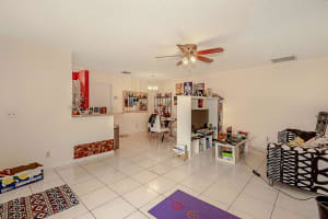 36 N Crossings Cir, Boynton Beach, FL 33435, Sold 09/15/20