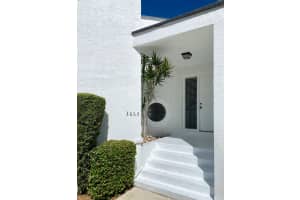 3663 NW 6th St, Deerfield Beach, FL 33442, Sold 09/18/20