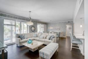 422 Bay Colony Dr N, Juno Beach, FL 33408, Sold 11/20/20