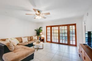75 Pelican Pointe Dr, Delray Beach, FL 33483, Sold 09/30/20