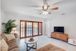 75 Pelican Pointe Dr, Delray Beach, FL 33483, Sold 09/30/20