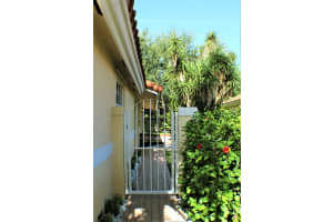 5088 Alencia Ct, Delray Beach, FL 33484, Sold 11/02/20