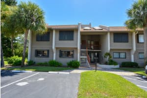 1600 NE Dixie Hwy, Jensen Beach, FL 34957, Sold 12/29/20