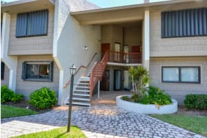 1600 NE Dixie Hwy, Jensen Beach, FL 34957, Sold 12/29/20