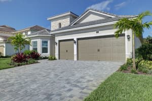 NE Evinrude Cir, Jensen Beach, FL 34957, Sold 09/25/20