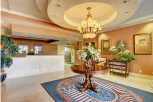1000 Spanish River Rd #3h, Boca Raton, FL 33432, Sold 11/10/20