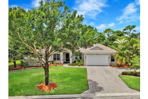 780 SW Long Lake Ct, Palm City, FL 34990, Sold 09/11/20