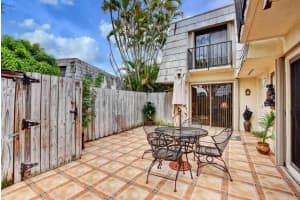 1735 Forest Lakes Cir, West Palm Beach, FL 33406, Sold 09/25/20