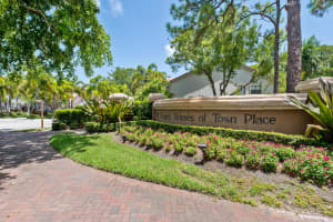 5780 Coach House Cir, Boca Raton, FL 33486, Sold 04/09/21