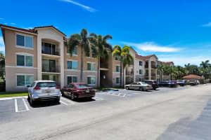 221 Villa Cir, Boynton Beach, FL 33435, Sold 09/12/20