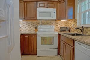 2600 SE Ocean Blvd, Stuart, FL 34996, Sold 09/08/20