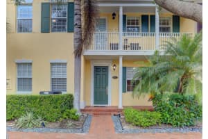1022 E Heritage Club Cir, Delray Beach, FL 33483, Sold 10/29/20