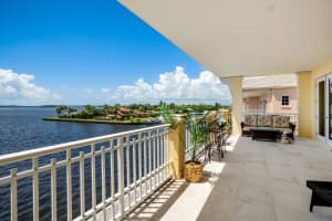 MLS# R10643807, Vero Beach, Florida 32960