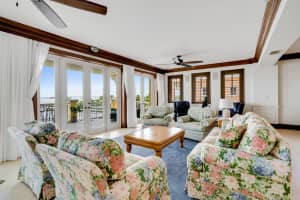 MLS# R10643807, Vero Beach, Florida 32960