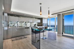 2800 S Ocean Blvd, Boca Raton, FL 33432, Sold 02/26/21