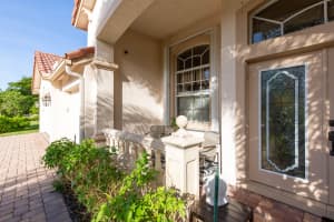 West Palm Beach, FL 33411, Sold 10/08/20