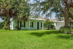 2440 4th Ln SW, Vero Beach, FL 32962, Sold 10/16/20