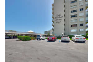 801 Lake Shore Dr, West Palm Beach, FL 33403, Sold 05/28/21