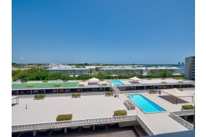 801 Lake Shore Dr, West Palm Beach, FL 33403, Sold 05/28/21