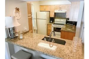 1050 Lake Shore Dr, Lake Park, FL 33403, Sold 10/16/20