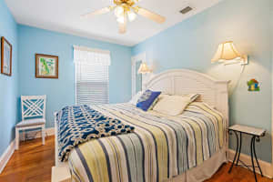 734 Palm St, West Palm Beach, FL 33401, Sold 08/05/20