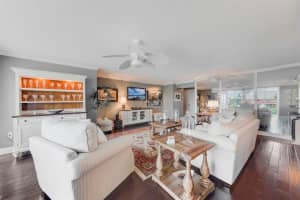 102 Half Moon Cir APT E2, Hypoluxo, FL 33462, Sold 10/30/20