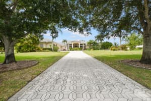 8691 Man O War Rd, Palm Beach Gardens, FL 33418, Sold 10/27/20