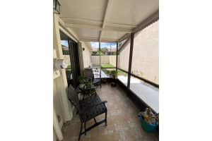 5328 Mirror Lakes Blvd, Boynton Beach, FL 33472, Sold 09/15/20