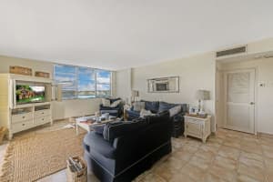 2800 N Flagler Dr, West Palm Beach, FL 33407, Sold 10/16/20