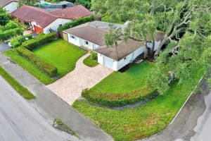 798 NW 7th St, Boca Raton, FL 33486, Sold 10/02/20