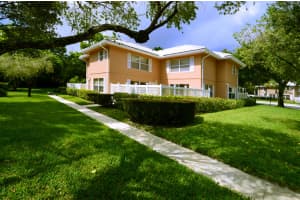 3106 Kingston Ct, West Palm Beach, FL 33409, Sold 10/06/20