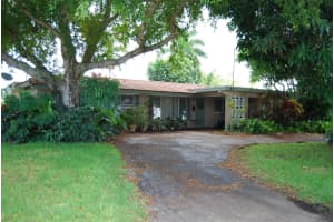 324 SW 13th Pl, Boca Raton, FL 33432, Sold 09/22/20