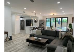 304 SW 27th Ave, Delray Beach, FL 33445, Sold 08/28/20