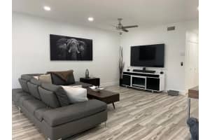 304 SW 27th Ave, Delray Beach, FL 33445, Sold 08/28/20