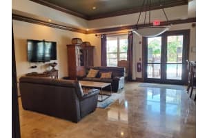411 Villa Cir, Boynton Beach, FL 33435, Sold 09/11/20