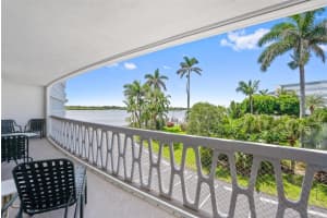 2505 S Ocean Blvd, Palm Beach, FL 33480, Sold 02/12/21