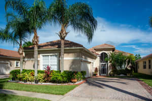 6556 SE Broadmoor Ln, Stuart, FL 34997, Sold 10/05/20