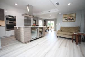 100 Jefferson Ave, Miami Beach, FL 33139, Sold 04/26/21