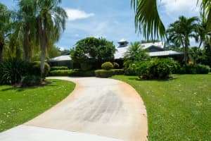 366 NE Ficus Terrace, Jensen Beach, FL 34957, Sold 10/05/20